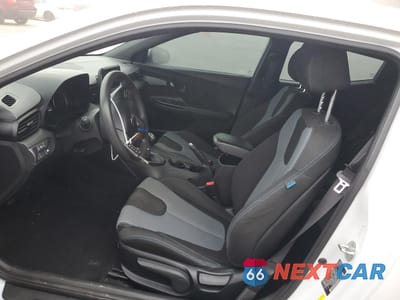 Zdjęcie 7 z 12 samochodu: 2020 HYUNDAI VELOSTER BASE VIN:KMHTG6AF2LU031807 - miniatura