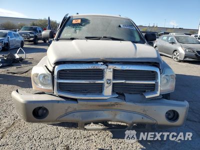 Piąte zdjęcie samochodu w środku: 2004 DODGE DURANGO SLT VIN:1D4HD48D44F175248 - miniatura