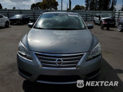 Piąte zdjęcie samochodu w środku: 2014 NISSAN SENTRA S VIN:3N1AB7AP8EL635418 - miniatura