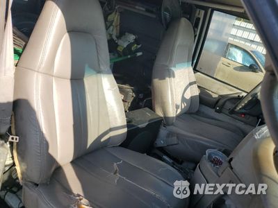 Zdjęcie 11 z 15 samochodu: 2000 CHEVROLET ASTRO VIN:1GCDM19W9YB148845 - miniatura