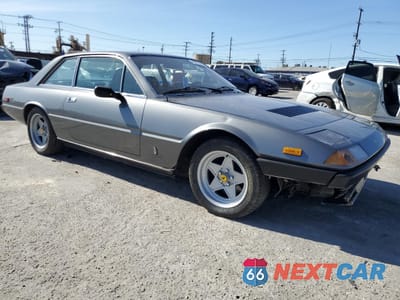 Czwarte zdjęcie samochodu z boku: 1984 FERRARI 400I VIN:ZFFEB06B000053277 - miniatura