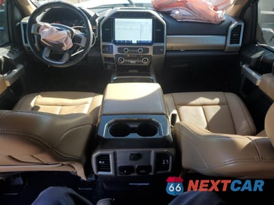 Zdjęcie 8 z 13 samochodu: 2022 FORD F250 SUPER DUTY VIN:1FT8W2BT0NEF74693 - miniatura