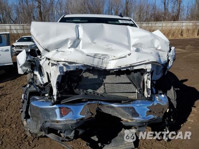 Piąte zdjęcie samochodu w środku: 2021 CHEVROLET SILVERADO K1500 LT VIN:3GCUYDED0MG456627 - miniatura