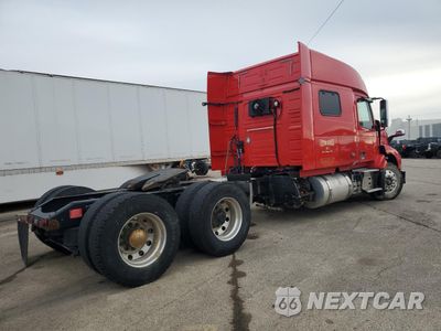Czwarte zdjęcie samochodu z boku: 2018 VOLVO VNL SEMI TRUCK VIN:4V4NC9EHXJN992592 - miniatura