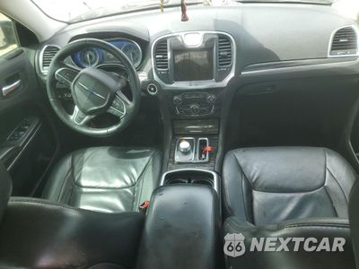 Zdjęcie 8 z 13 samochodu: 2015 CHRYSLER 300 LIMITED VIN:2C3CCAAG4FH875760 - miniatura