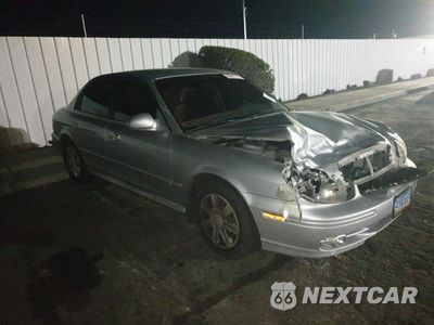 Czwarte zdjęcie samochodu z boku: 2003 HYUNDAI SONATA GL VIN:KMHWF25S63A761771 - miniatura