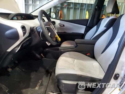 Zdjęcie 7 z 12 samochodu: 2016 TOYOTA PRIUS VIN:JTDKBRFUXG3023523 - miniatura