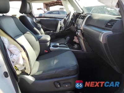 Zdjęcie 7 z 14 samochodu: 2023 TOYOTA 4RUNNER SR5 PREMIUM VIN:JTENU5JR6P6181127 - miniatura