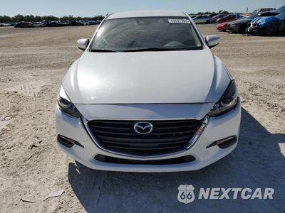 Piąte zdjęcie samochodu w środku: 2018 MAZDA 3 SPORT VIN:3MZBN1U72JM222655 - miniatura