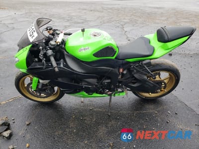 Trzecie zdjęcie samochodu z tyłu: 2012 KAWASAKI ZX600 R VIN:JKAZX4R19CA037501 - miniatura