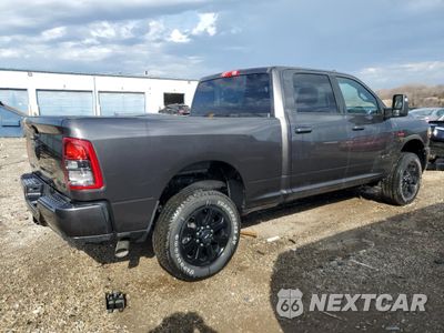 Trzecie zdjęcie samochodu z tyłu: 2024 RAM 2500 BIG HORN VIN:3C6UR5DL8RG154853 - miniatura