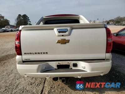 Zdjęcie 6 z 13 samochodu: 2013 CHEVROLET AVALANCHE LTZ VIN:3GNTKGE79DG124315 - miniatura
