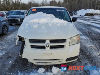 Piąte zdjęcie samochodu w środku: 2010 DODGE GRAND CARAVAN SE VIN:2D4RN4DEXAR373028 - miniatura