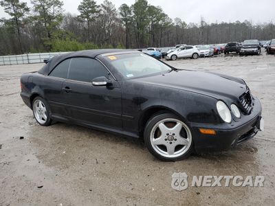 Czwarte zdjęcie samochodu z boku: 2000 MERCEDES-BENZ CLK 430 VIN:WDBLK70G2YT049285 - miniatura