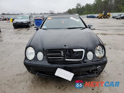 Piąte zdjęcie samochodu w środku: 2000 MERCEDES-BENZ CLK 430 VIN:WDBLK70G2YT049285 - miniatura