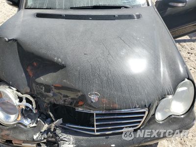 Zdjęcie 11 z 12 samochodu: 2007 MERCEDES-BENZ C 230 VIN:WDBRF52H67F927984 - miniatura