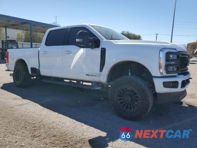 Czwarte zdjęcie samochodu z boku: 2024 FORD F250 SUPER DUTY VIN:1FT8W2BT2REE22078 - miniatura