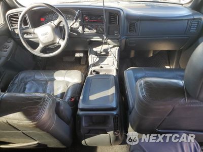Zdjęcie 8 z 14 samochodu: 2000 GMC NEW SIERRA C2500 VIN:1GTFC29U6YE354641 - miniatura