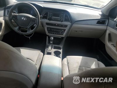 Zdjęcie 8 z 14 samochodu: 2017 HYUNDAI SONATA SE VIN:5NPE24AF6HH503508 - miniatura