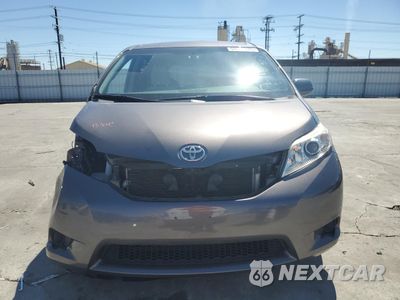 Piąte zdjęcie samochodu w środku: 2016 TOYOTA SIENNA LE VIN:5TDKK3DC7GS755503 - miniatura