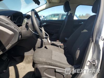 Zdjęcie 7 z 13 samochodu: 2015 FORD FOCUS SE VIN:1FADP3F21FL270388 - miniatura