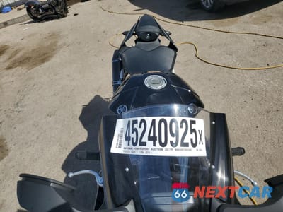 Piąte zdjęcie samochodu w środku: 2024 YAMAHA YZFR1 VIN:JYARN66E2RA003774 - miniatura
