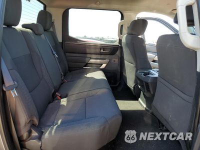Zdjęcie 10 z 13 samochodu: 2022 TOYOTA TUNDRA CREWMAX SR VIN:5TFLA5DB2NX011633 - miniatura