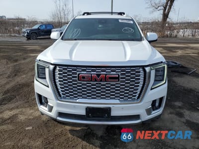 Piąte zdjęcie samochodu w środku: 2023 GMC YUKON XL DENALI VIN:1GKS2JKL2PR497379 - miniatura