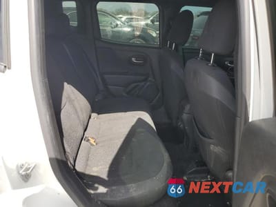 Zdjęcie 10 z 13 samochodu: 2022 JEEP RENEGADE ALTITUDE VIN:ZACNJDE19NPN68323 - miniatura