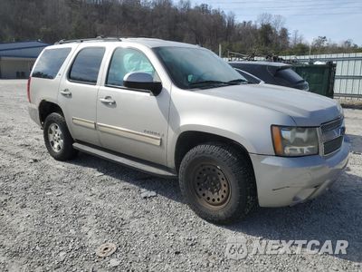 Czwarte zdjęcie samochodu z boku: 2009 CHEVROLET TAHOE K1500 LT VIN:1GNFK23019R273315 - miniatura