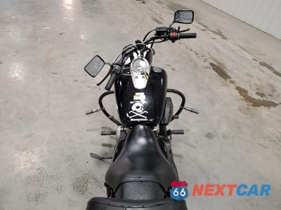Zdjęcie 6 z 9 samochodu: 2011 HONDA VT750 C2B VIN:JH2RC537XBK101579 - miniatura