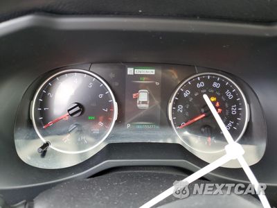 Zdjęcie 9 z 13 samochodu: 2019 TOYOTA RAV4 XLE VIN:JTMW1RFV6KJ005909 - miniatura