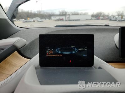 Zdjęcie 9 z 14 samochodu: 2015 BMW I3 REX VIN:WBY1Z4C54FV504473 - miniatura