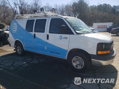 Czwarte zdjęcie samochodu z boku: 2014 CHEVROLET EXPRESS G2500 VIN:1GCWGFCAXE1914044 - miniatura