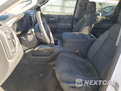 Zdjęcie 7 z 13 samochodu: 2020 CHEVROLET SILVERADO K1500 RST VIN:3GCUYEED7LG219301 - miniatura