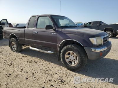 Czwarte zdjęcie samochodu z boku: 1999 TOYOTA TACOMA XTRACAB PRERUNNER VIN:4TASM92N3XZ462094 - miniatura