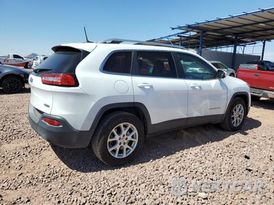 Trzecie zdjęcie samochodu z tyłu: 2016 JEEP CHEROKEE LATITUDE VIN:1C4PJMCB0GW119447 - miniatura