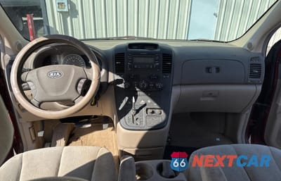 Zdjęcie 9 z 11 samochodu: 2006 KIA SEDONA EX VIN:KNDMB233566078390 - miniatura