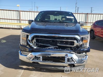 Piąte zdjęcie samochodu w środku: 2023 FORD F150 SUPERCREW VIN:1FTFW1E56PKE74598 - miniatura