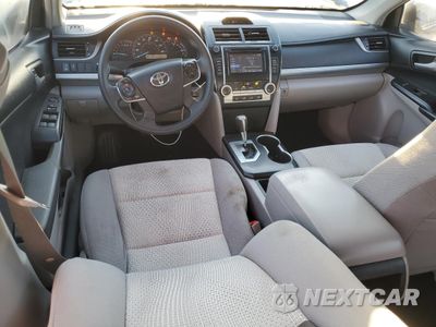 Zdjęcie 8 z 14 samochodu: 2014 TOYOTA CAMRY L VIN:4T4BF1FK1ER415125 - miniatura