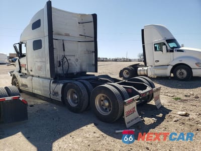 Trzecie zdjęcie samochodu z tyłu: 2023 VOLVO VNL SEMI TRUCK VIN:4V4NC9EH6PN340710 - miniatura