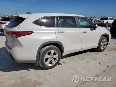 Trzecie zdjęcie samochodu z tyłu: 2023 TOYOTA HIGHLANDER HYBRID LE VIN:5TDBBRCH5PS133532 - miniatura