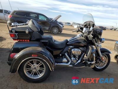 2013 HARLEY-DAVIDSON FLHTCUTG TRI GLIDE ULTRA CLASSIC 1HD1MAM11DB851430 - główne zdjęcie licytacji z USA - miniatura