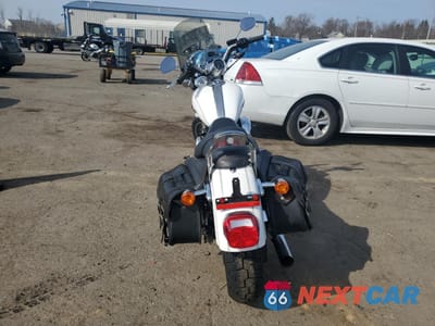 Czwarte zdjęcie samochodu z boku: 2004 HARLEY-DAVIDSON XL1200 C VIN:1HD1CGP114K454608 - miniatura