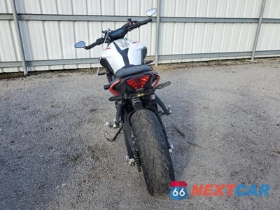Czwarte zdjęcie samochodu z boku: 2018 YAMAHA MT07 VIN:JYARM27EXJA002287 - miniatura