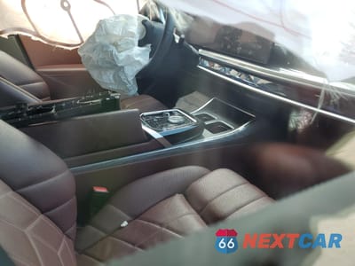 Zdjęcie 8 z 12 samochodu: 2023 BMW 760 XI VIN:WBA33EJ05PCN84000 - miniatura