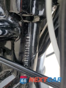 Zdjęcie 9 z 9 samochodu: 2017 HARLEY-DAVIDSON XL883 IRON 883 VIN:1HD4LE218HC406144 - miniatura