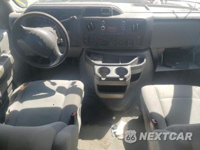 Zdjęcie 8 z 13 samochodu: 2011 FORD ECONOLINE E350 SUPER DUTY WAGON VIN:1FBSS3BL9BDA82645 - miniatura
