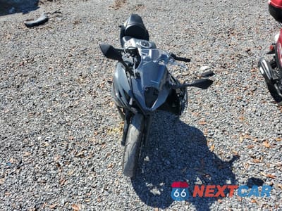 Piąte zdjęcie samochodu w środku: 2024 KAWASAKI EX650 P VIN:ML5EXEP15RDAD5600 - miniatura