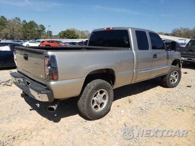 Trzecie zdjęcie samochodu z tyłu: 2003 GMC SIERRA C2500 HEAVY DUTY VIN:1GTHC29U03E291473 - miniatura